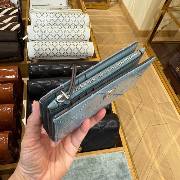 Tory Burch Willa Medium Wallet 169924 Crinkle Patent Leather Paradiso $270 - Picture 2 of 8